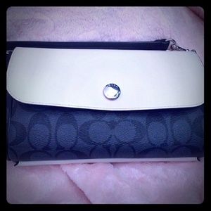 Coach reversible crossbody bag